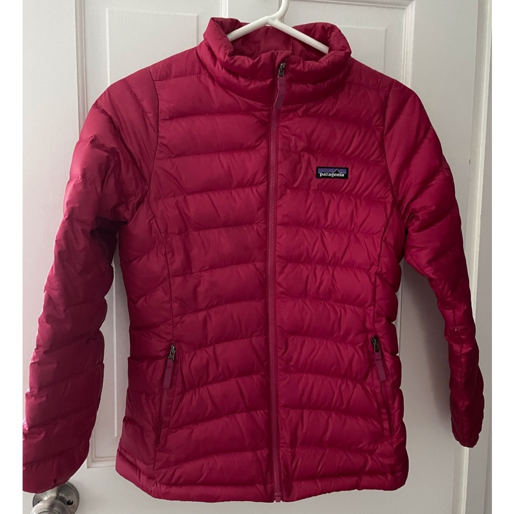 Girls Patagonia Magenta Down Jacket